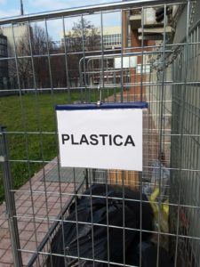 roll rifuti , identificazione rifiuti , busta con moschettone in acciaio