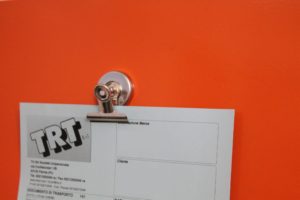 magnete con pinza portadocumenti